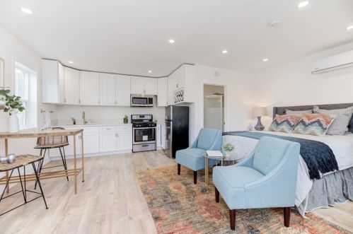 7812 Peachtree Ave, Van Nuys CA  91402-6514 exterior