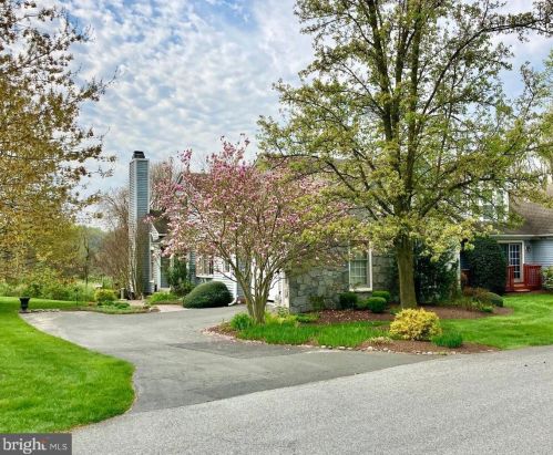 4 Southampton Parish Rd, Landenberg, PA 19350-9366