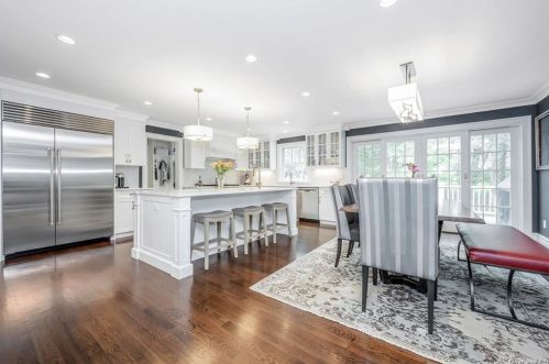 14 Beechwood Ln, Scarsdale, NY 10583-6002