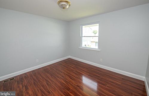 1865 Greymont St, Philadelphia PA  19116-3829 exterior