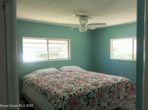 854 Laurel Cir, Sebastian FL  32976-7395 exterior