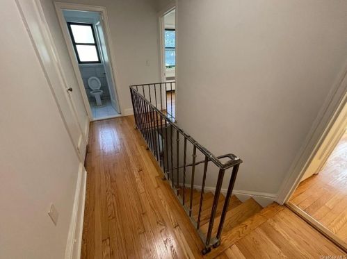 3446 Giles Pl, Bronx NY  10463-4324 exterior