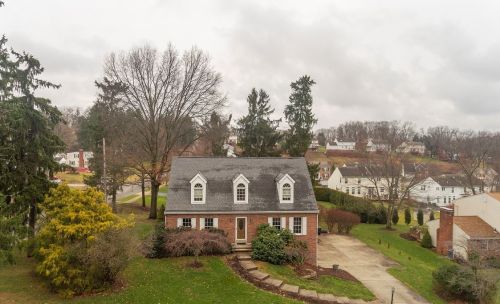 95 Donna Dr, Pittsburgh, PA 15237-6905