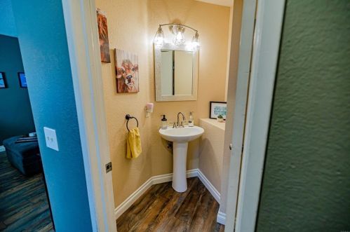 1785 Promenade Pl, Vista CA  92083-6167 exterior