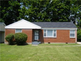 248 Clearview Dr, Clarksville, TN 37043-5008