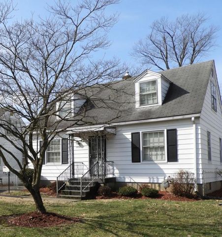 4728 Rutland Ave, Louisville, KY 40215-2462
