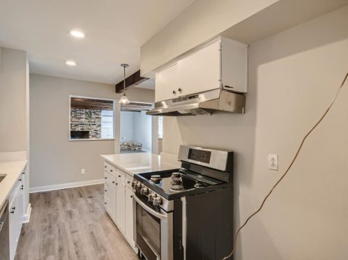 1922 Muret St, Irving TX 75062-6972 exterior