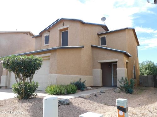 5584 Monrovia Ave, Tucson, AZ 85706-2123