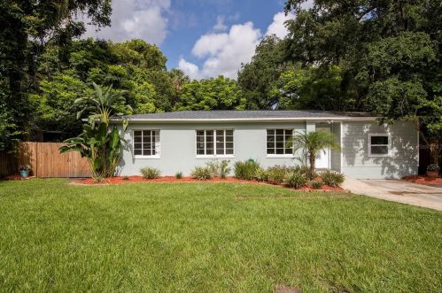 2404 Willow Ave, Sanford, FL 32771-4567