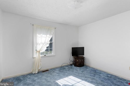 504 Jasper Ct, Woodstock VA  22664-1459 exterior