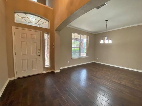 7701 Mapleridge Dr, Plano TX  75024-3942 exterior