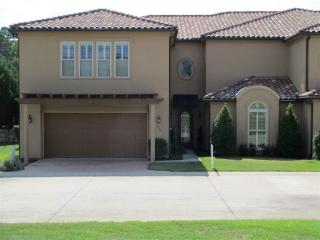 820 Estrella Del Mar Dr, Tyler, TX 75703-5728