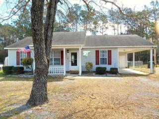 1384 Longleaf Dr, Oak Island, NC 28461-9164