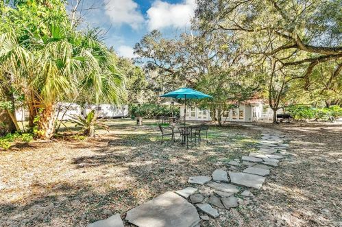 3310 Mellonville Ave, Sanford, FL 32773-9664