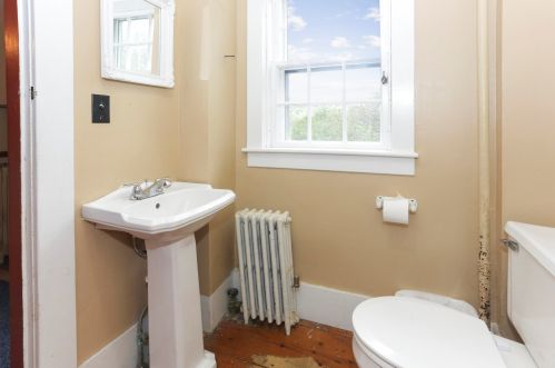148 Nh Route 119, Fitzwilliam NH  03447-3155 exterior