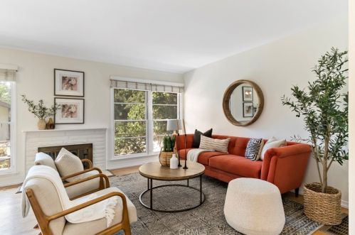 1921 Lees Ave, Long Beach, CA 90815-3605