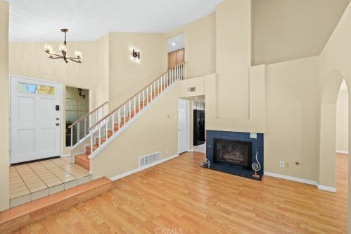 3240 Oakridge Dr, Chino Hills, CA 91709-2433