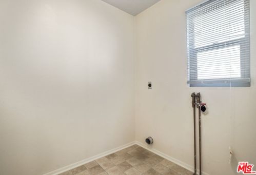 1966 Huntington Dr, South Pasadena CA  91030-4950 exterior