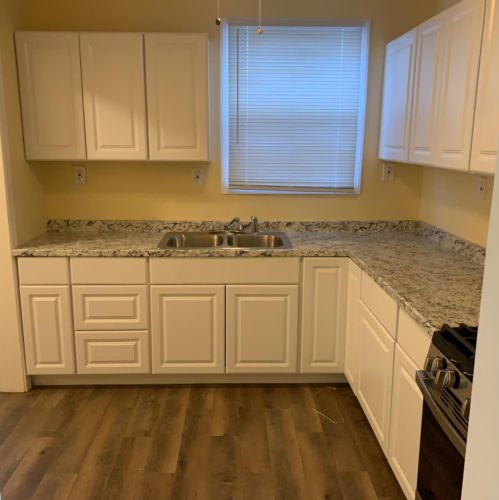 1233 Normandy Dr, Modesto CA  95351-2326 exterior