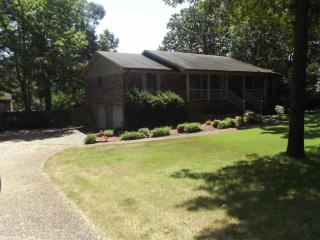 12 Tara Mount Dr, Jacksonville, AR 72076-3641