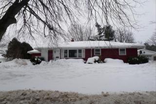 39 Priscilla Ln, Pendleton, NY 14094-3322