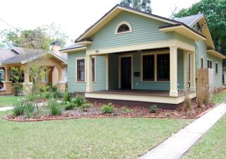 923 Cumberland St, Lakeland, FL 33801-5586