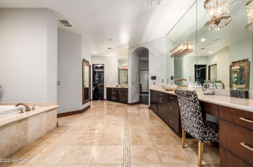 6024 Sunnyside Dr, Scottsdale AZ 85260-5724 exterior