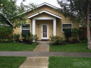 20613 Honeysuckle Ln, Bend, OR 97702-2780