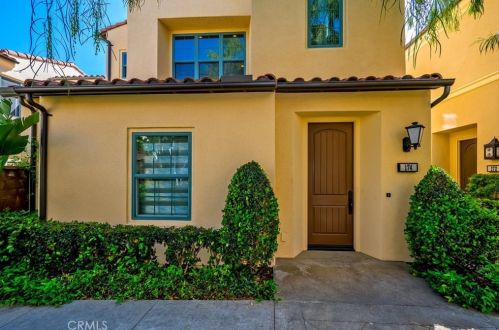 174 Firefly, Irvine, CA 92618-8886