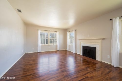 628 El Camino St, Santa Maria CA  93454-4118 exterior
