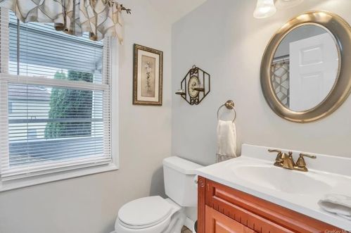 29 Ramapo Rd, Garnerville NY  10923-1717 exterior