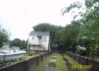 2616 Ocean View Ave, Norfolk VA  23518-1115 exterior