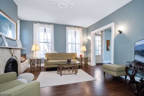 17 Hill St, Morristown NJ  07960-5328 exterior