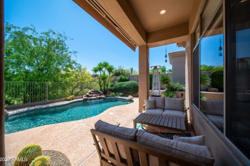 15549 Cactus Dr, Scottsdale AZ 85268-3166 exterior