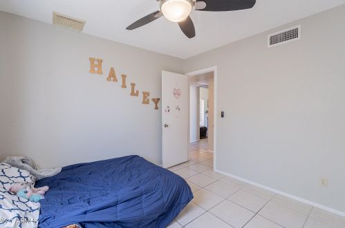 6319 Turquoise Ave, Glendale AZ 85302-1037 exterior