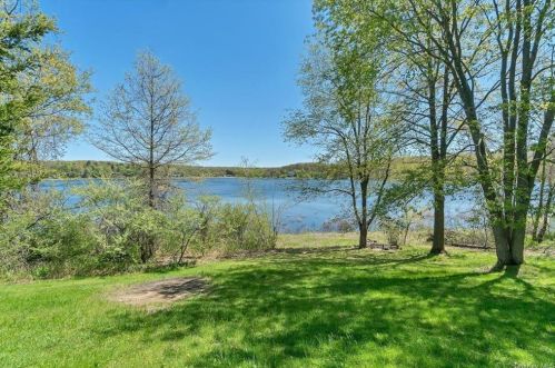 78 Lake Rd, Salisbury Mills, NY 12577-5000