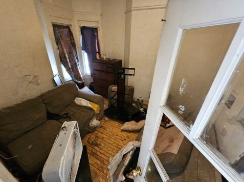 608 30th St, Milwaukee, WI 53208-3900