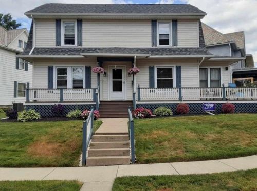 26 Rosedale Ave, Greenville, PA 16125-1821