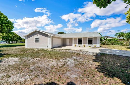1715 37th St, West Palm Beach, FL 33407-3501