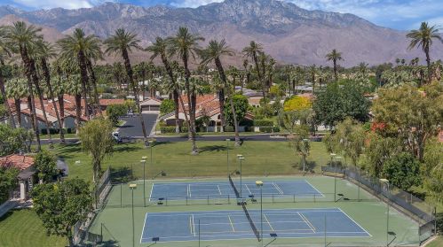 68 Calle Rivero, Rancho Mirage CA  92270-2253 exterior