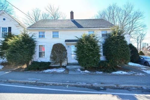 9 East St, Ware, MA 01082-1565