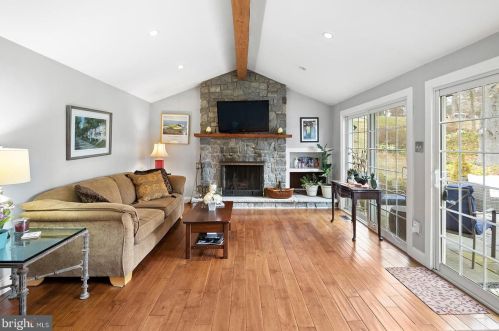 105 Ivy Ln, Glen Mills PA  19342-1319 exterior