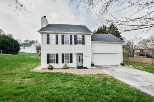5108 Garden Meadow Dr, Knoxville, TN 37912-5465