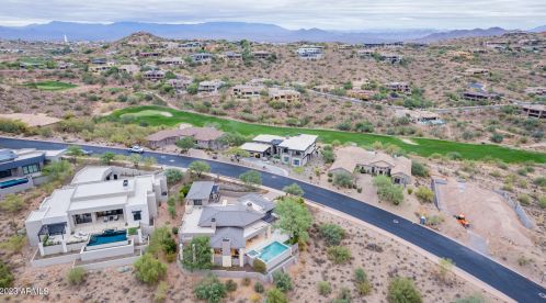 9710 Palisades Blvd, Scottsdale AZ 85268-2755 exterior