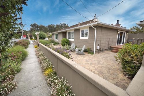 740 Miramontes St, Princeton By The Sea, CA 94019-1927