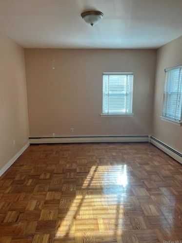 2266 Haviland Ave, Bronx NY  10462-5203 exterior
