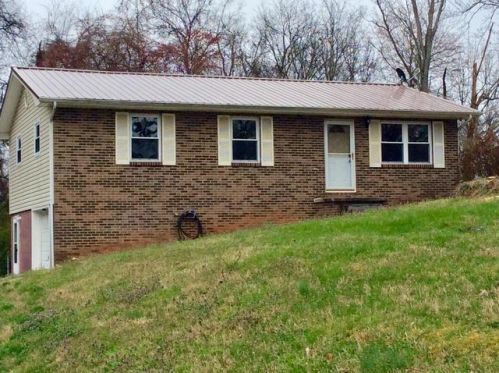 5834 Eldridge Rd, Knoxville, TN 37918-4021