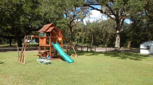 17639 Palamino Lk Dr, Dade City FL 33523-1949 exterior