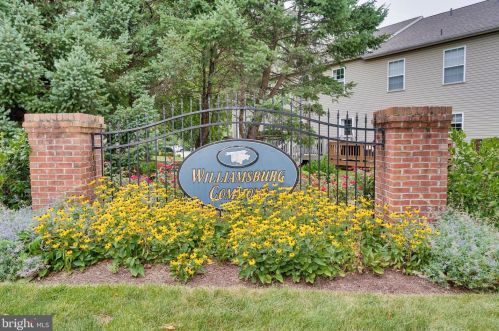 527 Williamsburg Way, Norristown, PA 19406-2760