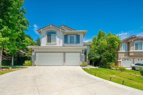 1600 Diamond Valley Ln, Chino Hills, CA 91709-5913